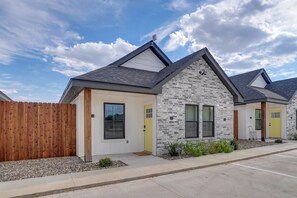 Exterior - 7 Mi to AFB: Central & Modern San Angelo Home (San Angelo)