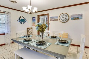 Dining - Fish & Explore: Serene Home on Bayou Petit Caillou (Chauvin)