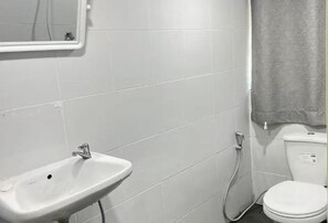 Bathroom - JC Home Stay (Bangkok)