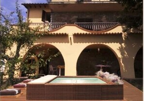 Property grounds - Villa Rosanna - hills and woods close to Florence (bagno a ripoli)