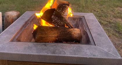 The Lakeview Cottage