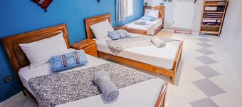 Bluerina  - Private Triple Room And Breakfast Included