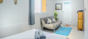 Bluerina - Private Room double And Breakfast Included