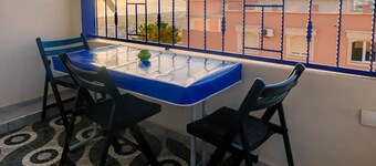 Bluerina - Private Studio and balcony And Breakfast Included