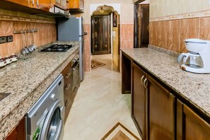 Private kitchen - Bluerina - Private Apartment And Breakfast Included (Agadir)