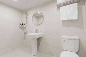 Room - Ellystay (Seoul)