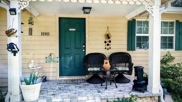 تفاصيل الفندق من الخارج