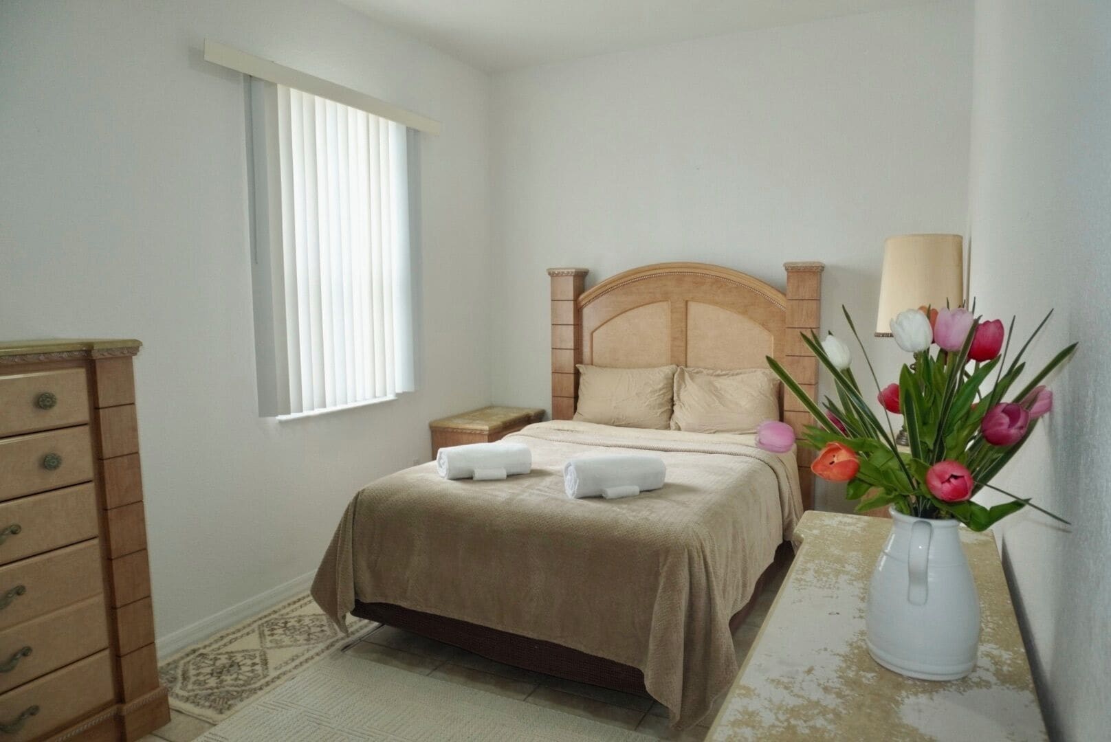 2 slaapkamers, een strijkplank/strijkijzer, wifi, beddengoed