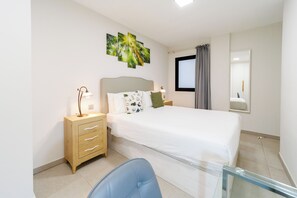 2 chambres, fer et planche Ă repasser, Wi-Fi, literie fournie