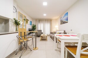 Dining - Apartment with terrace and sea view las canteras (Las Palmas de Gran Canaria)