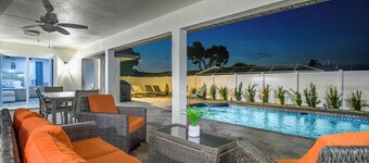 Cape Coral Dream Home – Pool, Games & Mini Golf