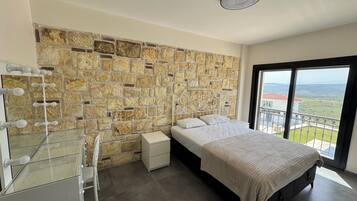 6 Schlafzimmer, Bügeleisen/Bügelbrett, WLAN, Bettwäsche