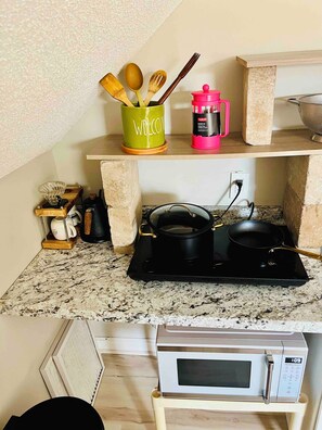 Interior - Quiet&Safe Loft, SAV Southside, Georgia Southern, Hospital, Gulfstream & Airport (Savannah)