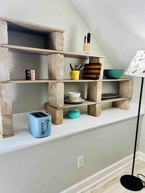 Interior - Quiet&Safe Loft, SAV Southside, Georgia Southern, Hospital, Gulfstream & Airport (Savannah)