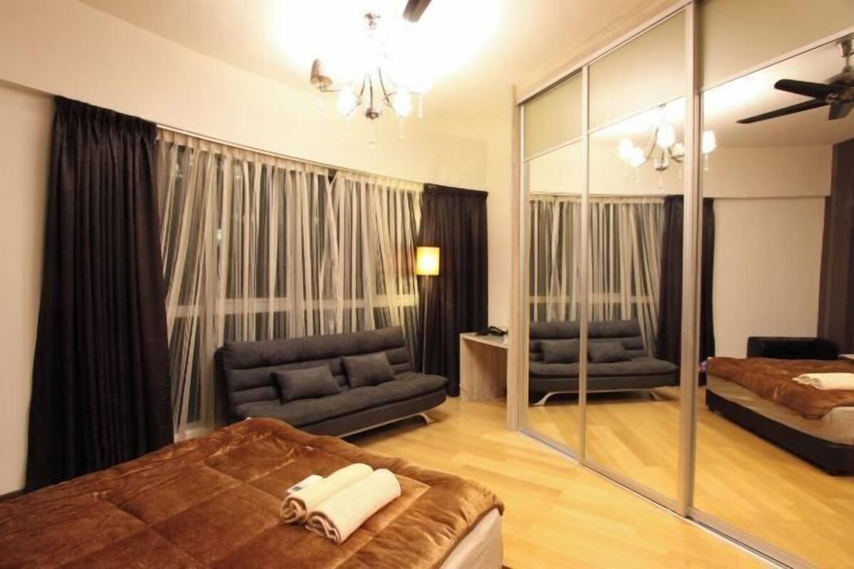Tempat tidur bayi
