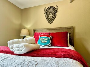 1 bedroom, iron/ironing board, travel cot, free WiFi