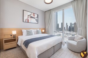 Luxury Apartment, Balcony, City View