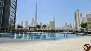 Outdoor pool - Vogue| Vida Dubai Mall with Direct ِAccess to Mall (Dubai)