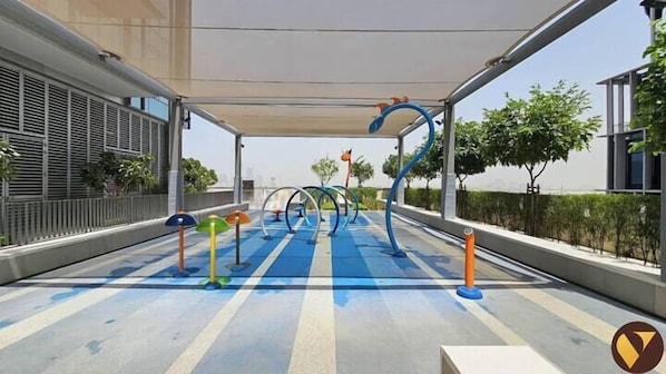 Children’s play area – outdoor
