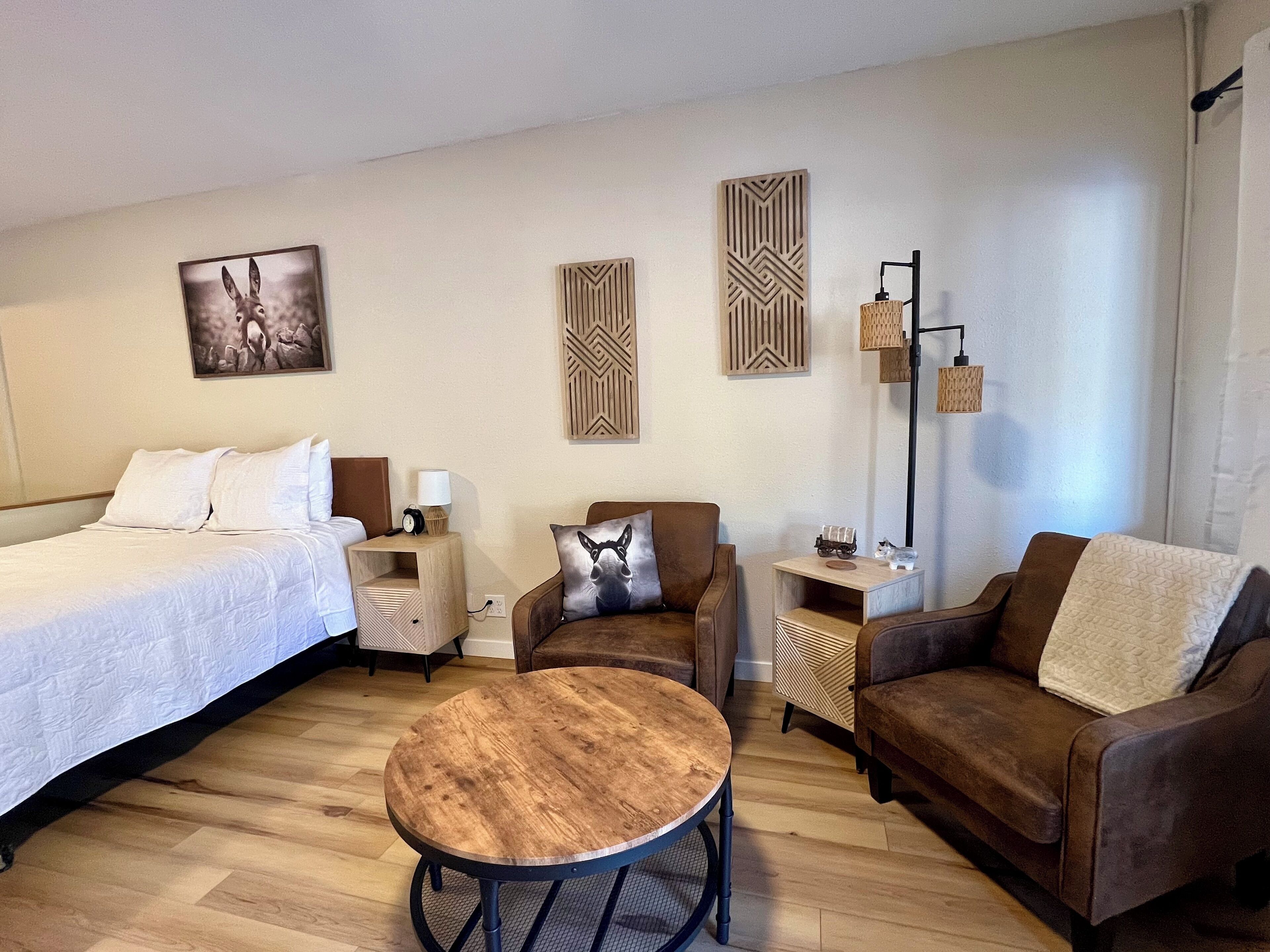 1 chambre, fer et planche à repasser, lit parapluie, Wi-Fi gratuit