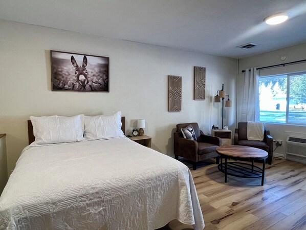 1 bedroom, iron/ironing board, travel cot, free WiFi