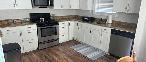 Microwave, oven, stovetop, dishwasher