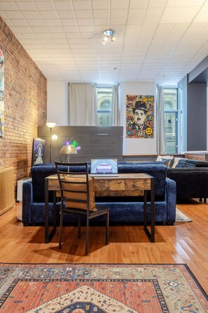 Interior - Downtown Luxe Loft Retreat (Montréal)