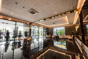 Unclassified image, 5 of 10, button - Beacon Executive Suites by Simply Penang (George Town)