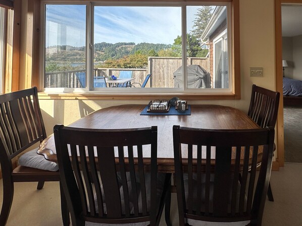 تناول الطعام