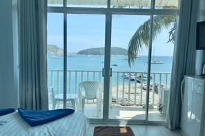 Room - Naiharn on the Rock Resort Phuket (Phuket)