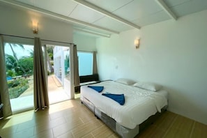 Room - Naiharn on the Rock Resort Phuket (Phuket)