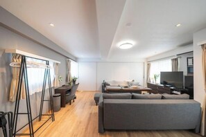 Room - NESTRY ASAKUSA (Tokyo)