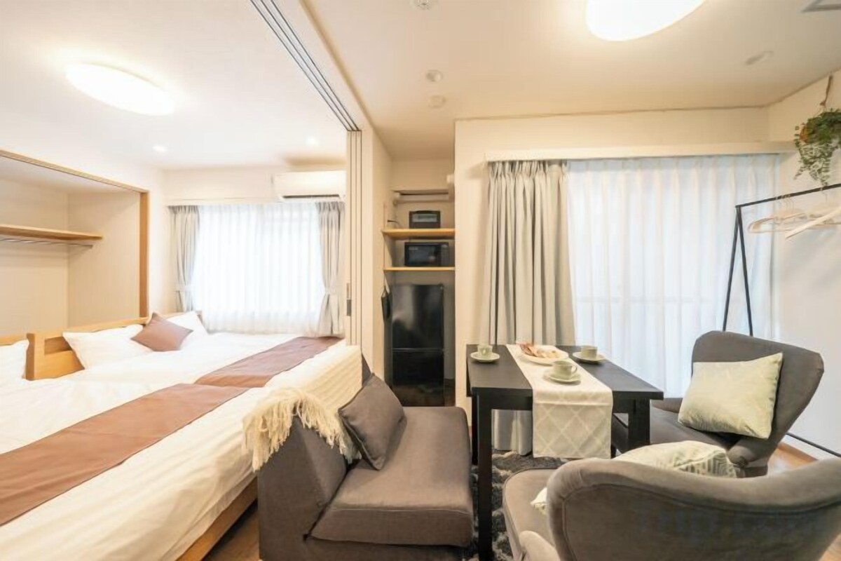 Room 302