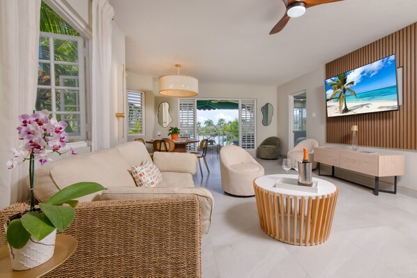TV - Grace @ The Lagoons – Stylish 2BR retreat in Montego Bay (Montego Bay)