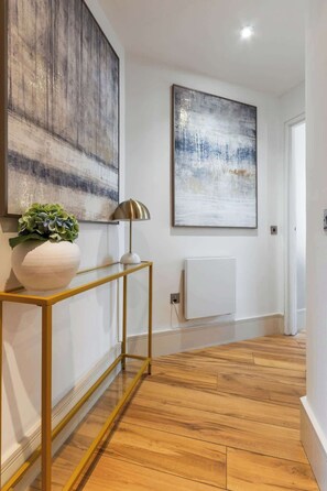 Nicht klassifiziertes Bild, 2 von 10, Schaltfläche