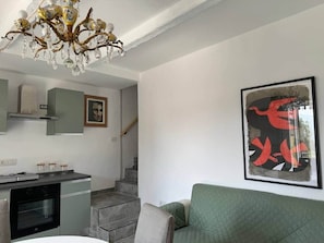 TV - Sormano 1 - THE V Collection Apartment by OGS (Sormano)