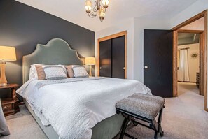 4 bedrooms, WiFi, bed sheets