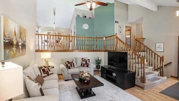 TV, fireplace, offices