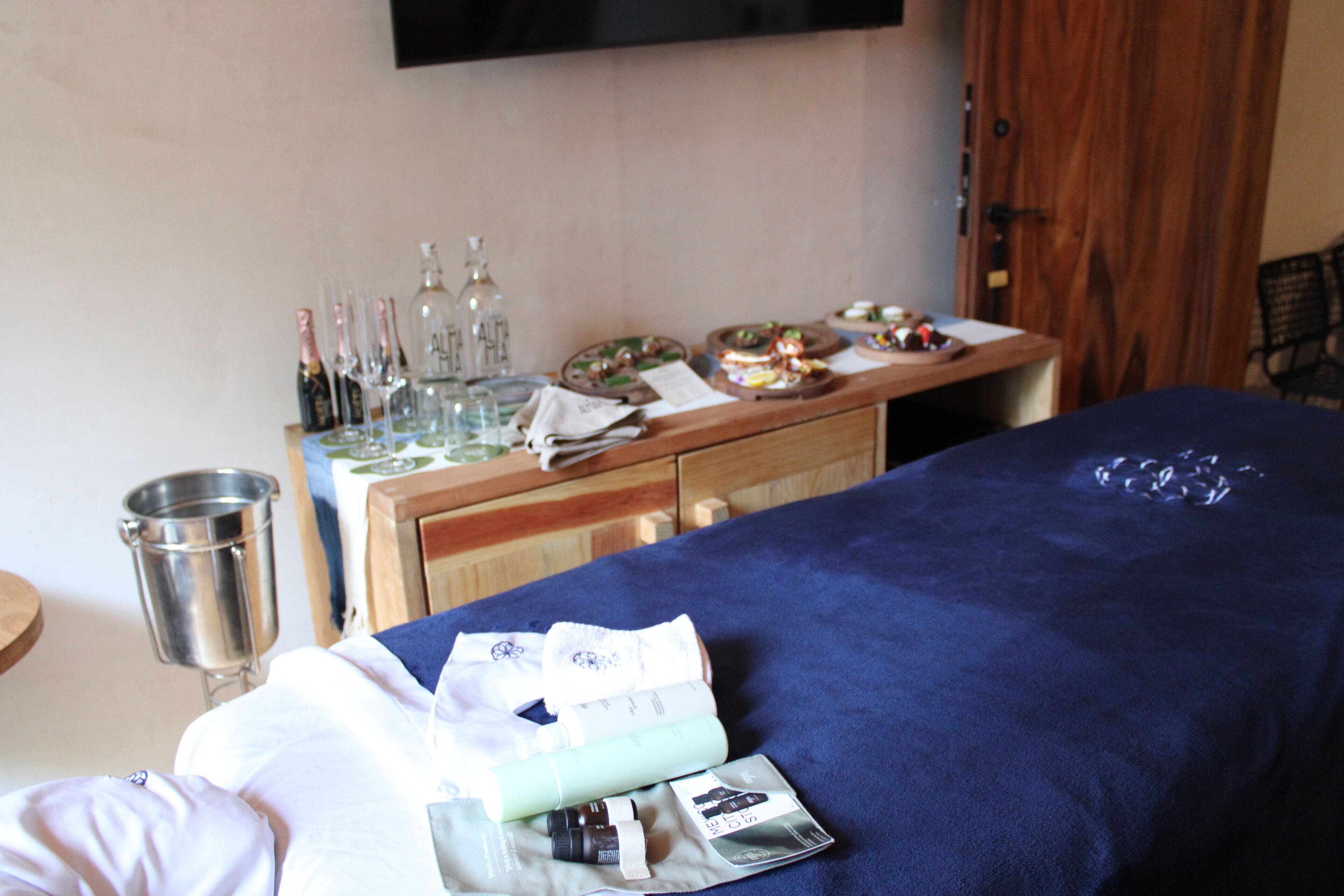 Facials, massages