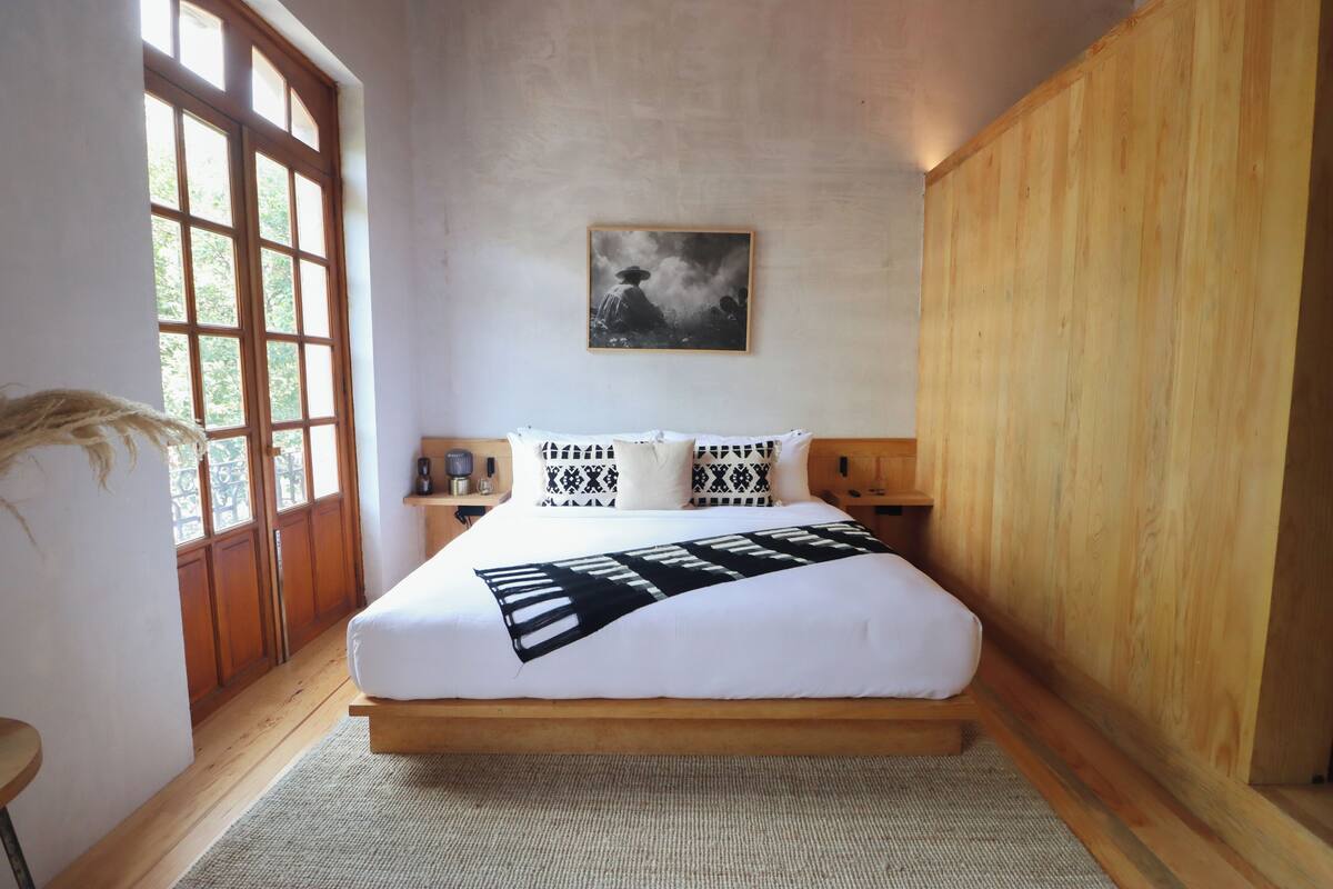 Standaard suite | Luxe beddengoed, donsdekens, Select Comfort-bedden, een minibar