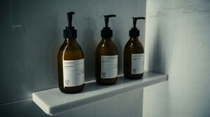 Shower, towels - Casa Almamía (Mexico City)