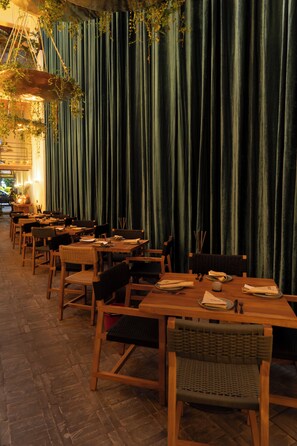 Restaurant - Casa Almamía (Mexico City)