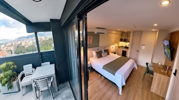 Elite Room, Patio | Balcony