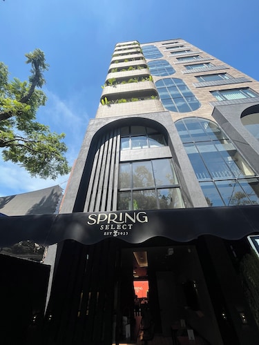 Hotel Ryo 74B Suites by Growing Group