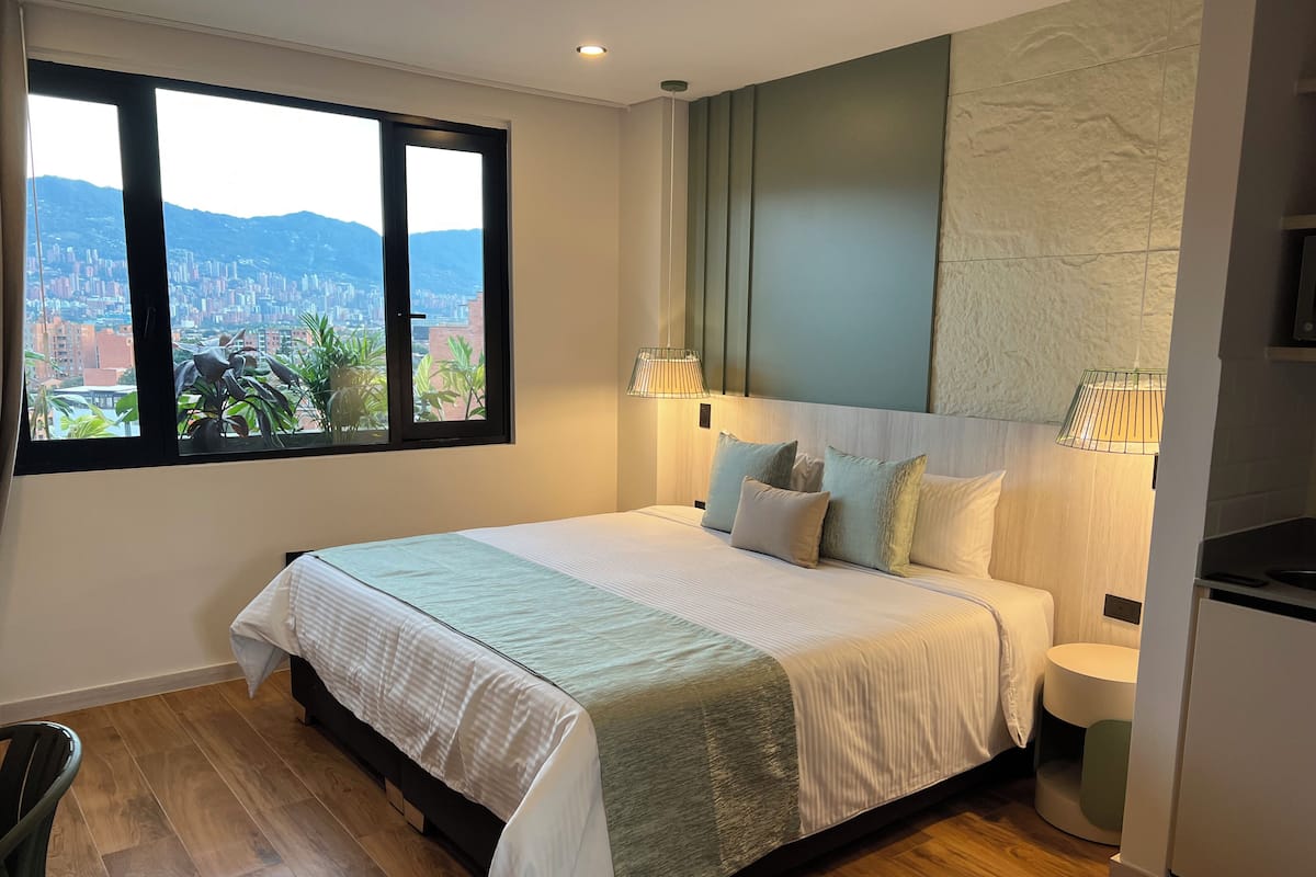 Chambre Deluxe | Coffre-fort, bureau, espace de travail pour ordinateurs portables