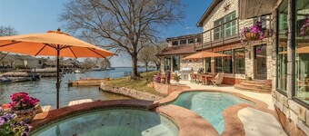 Waterfront Home w/ Private Pool, SPA and Golf Cart. TIME TO GET AWAY AND PLAY