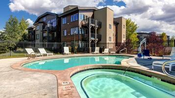 Condo (2 Bedrooms) | Pool | Outdoor pool