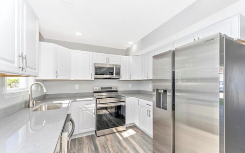 Fabulous 5-bedroom house with AC in charming Annapolis