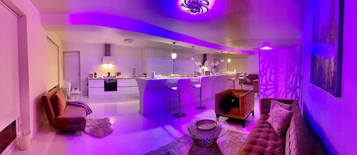 JazzFarm GuestHouse in charming IS