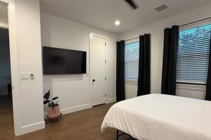 3 Schlafzimmer, Bügeleisen/Bügelbrett, Internetzugang, Bettwäsche